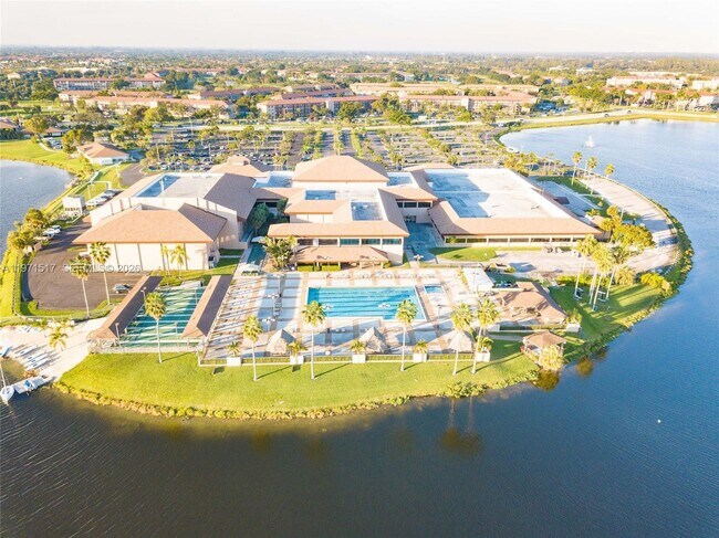 Building Photo - 200 SW 132nd Way