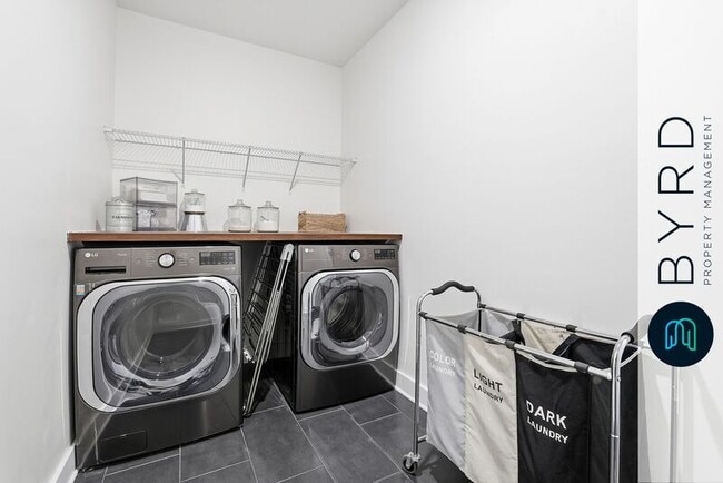 Building Photo - 8406 Freebridge Rd