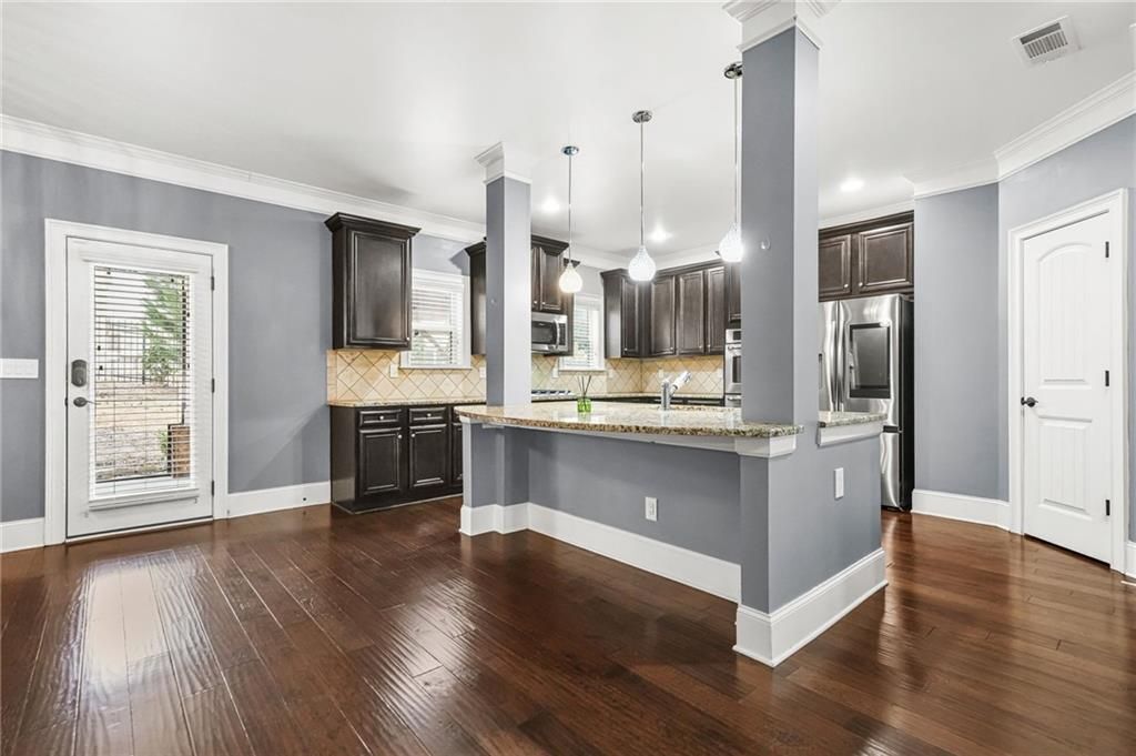 Building Photo - 149 Clubhouse Crossing