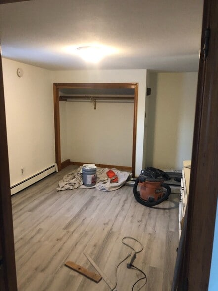 Building Photo - 91 Lock St