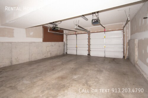 Building Photo - 1391 E 155th St