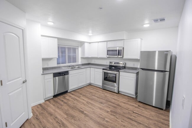 Building Photo - Hayden Farms