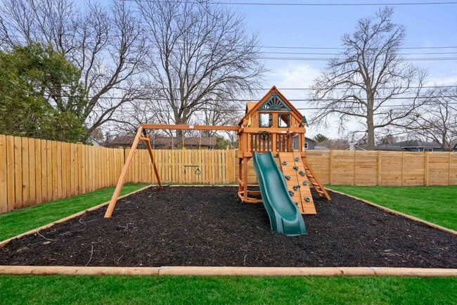 Building Photo - 4200 Rudy Rd