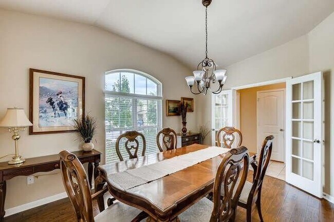 Building Photo - 1428 Bess Cove