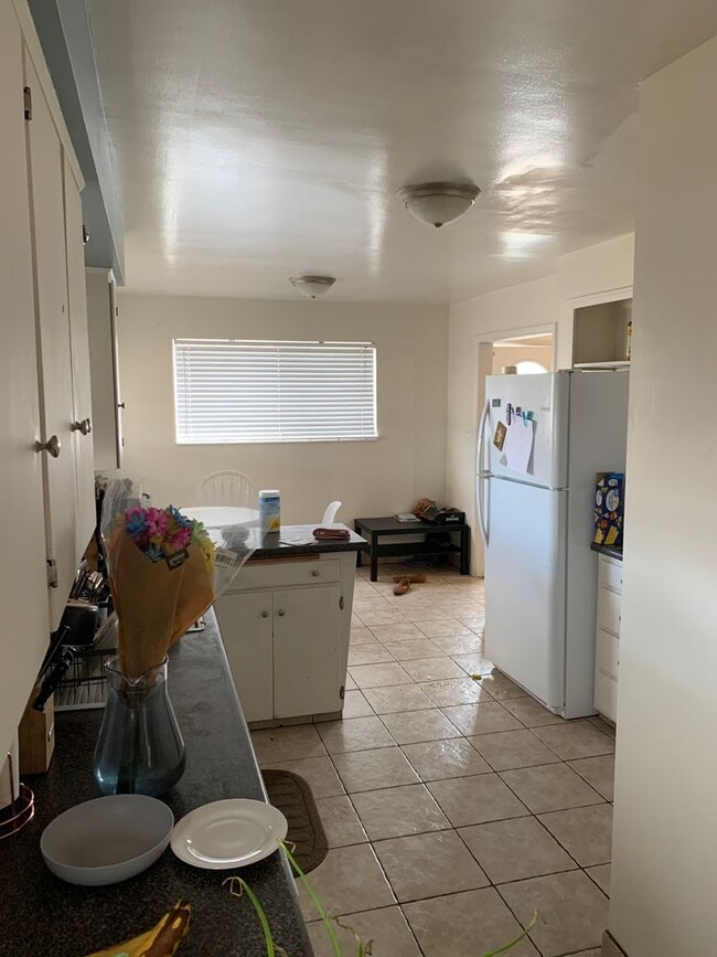 Building Photo - 3 Bed/1.5 Bath in a Cul-de-sac by Universi...