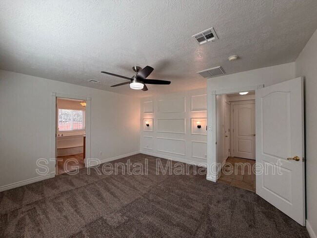 Building Photo - 135 N 350 W