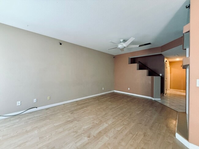 Building Photo - BEAUTIFUL 2 STORY TOWNHOME LOCATED IN THE SOUTHWEST!