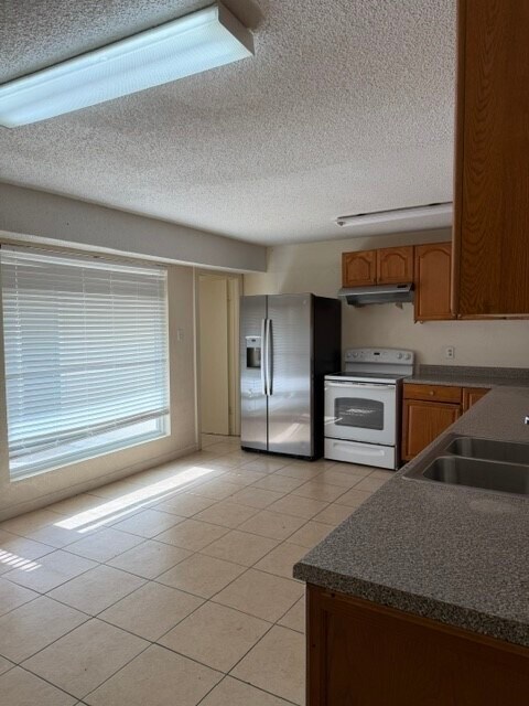 Building Photo - 781 Country Pl Dr