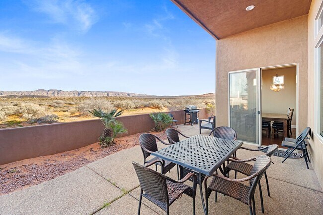 Building Photo - Sand Hollow Sunrise