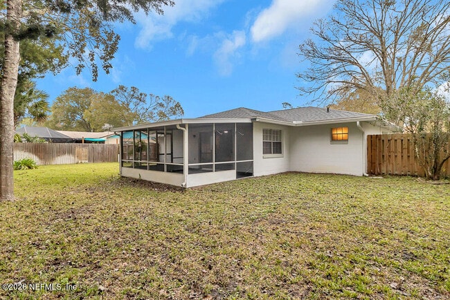 Building Photo - 407 Cassandra Ln