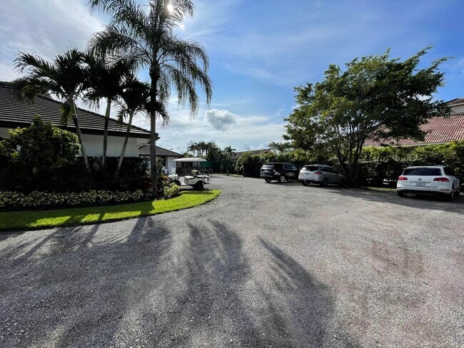 Building Photo - 14372 Equestrian Way