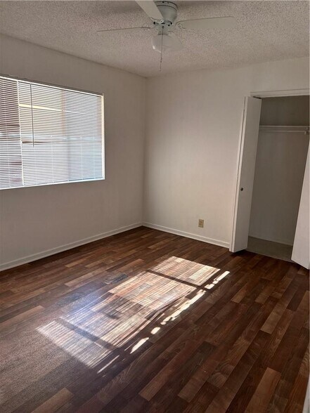 Building Photo - 41611 Marine Dr