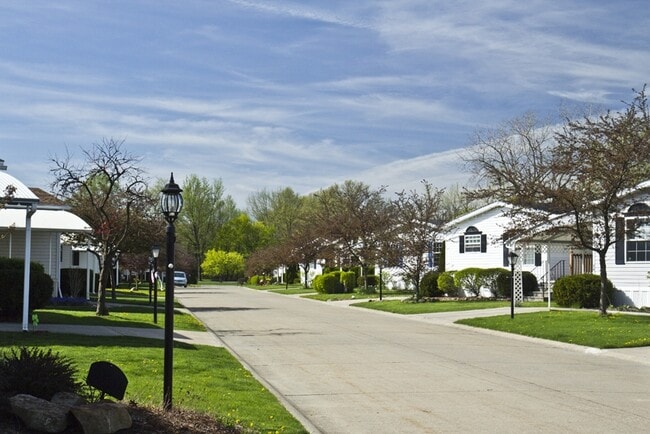 Primary Photo - Twin Oaks I & II