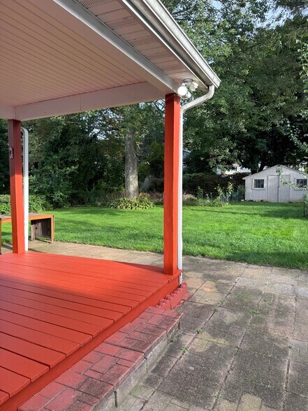 Building Photo - 313 Chipman Street Ext