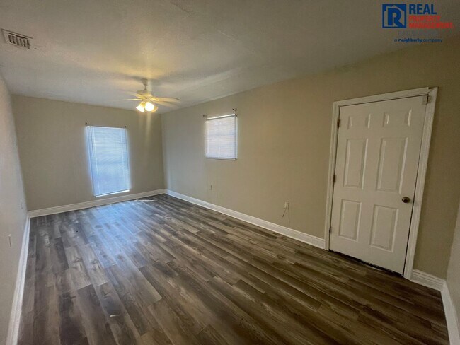 Building Photo - House: Mickens Place