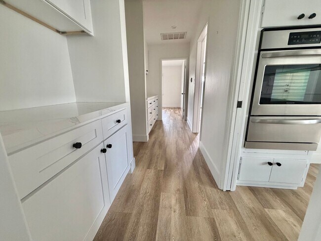 Building Photo - Recently Renovated 2BD Home in El Segundo with Large Backyard & 2-Car Garage
