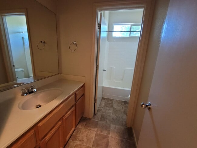 Building Photo - 3118 Midway Island St