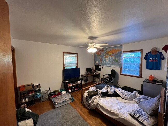Building Photo - 715 S Grant St