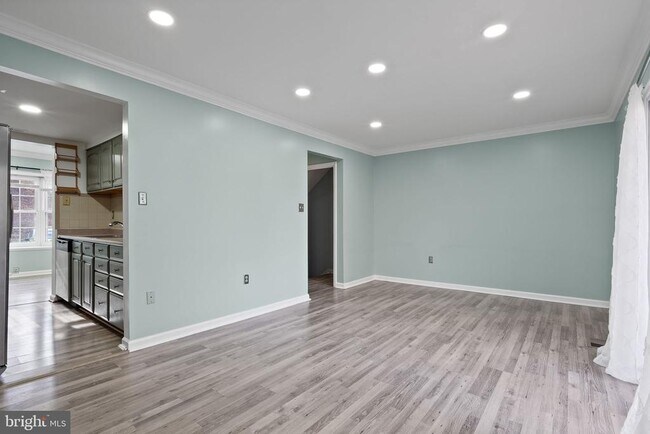Building Photo - 6446 Shannon Station Ct