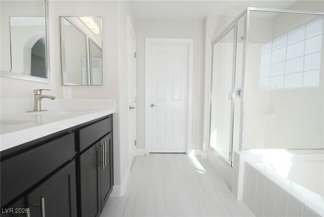 Building Photo - 7916 Violet Dawn St