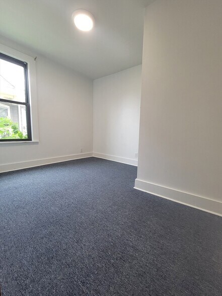 Building Photo - 50 Mount Pleasant St