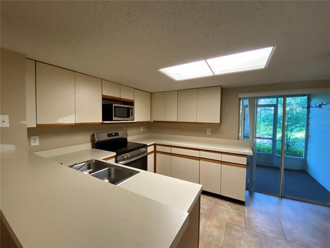 Building Photo - 2267 Fletchers Point Cir