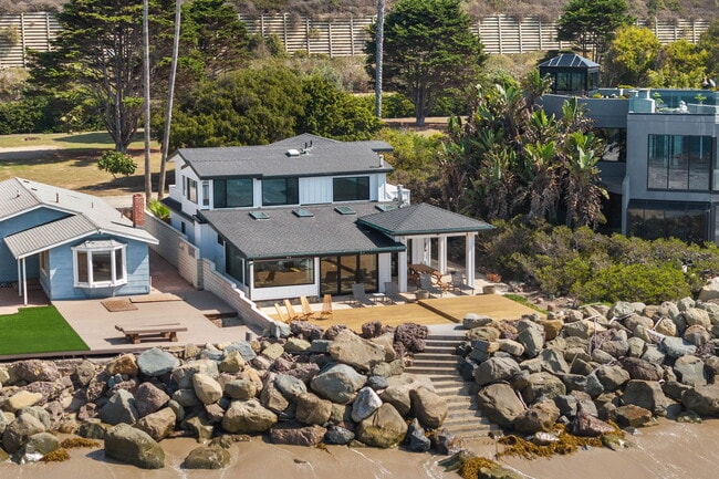 Primary Photo - 2988 Solimar Beach Dr