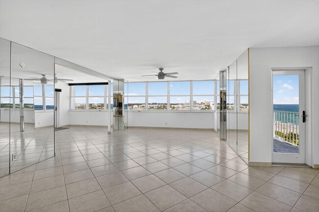 Building Photo - 800 SE 20th Ave