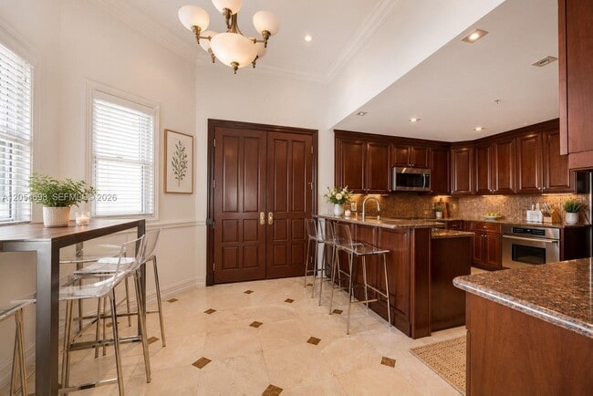 Building Photo - 13633 Deering Bay Dr