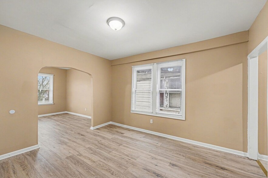 Building Photo - 3226 Carter St