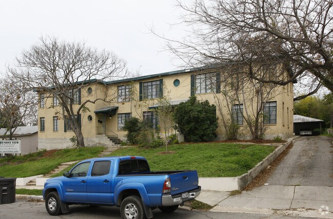 Primary Photo - Claremont View