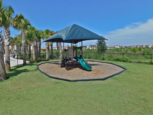 Building Photo - 7123 Vista Hermosa Dr