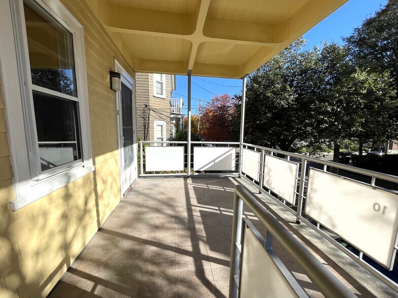 Building Photo - 10 Packard Ave