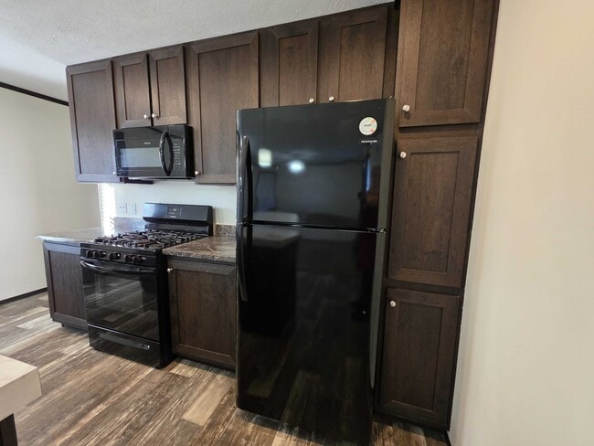 Building Photo - 3727 Birch St