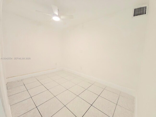 Building Photo - 2441 NW 13th St
