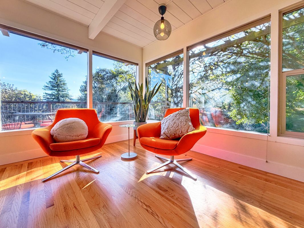 Building Photo - 1560 Ronne Dr