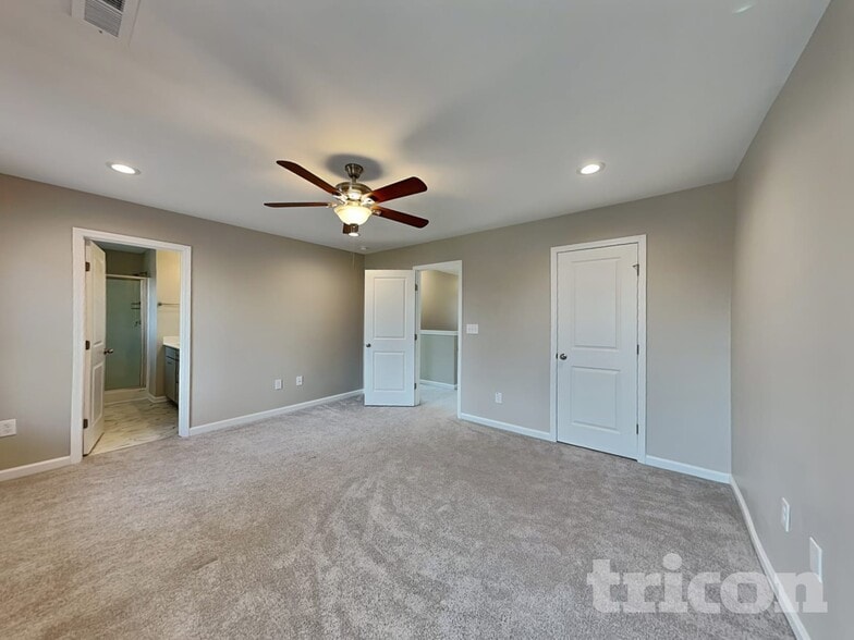 Building Photo - 76 Fresco Dr