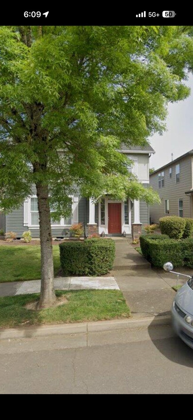 Building Photo - 819 SE Bayshore Cir