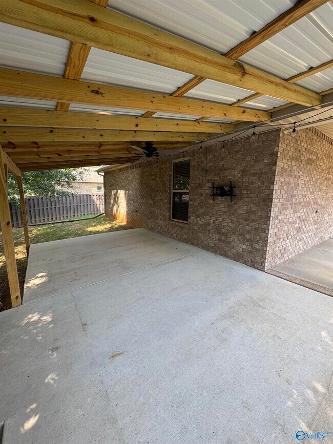 Building Photo - 603 Hudlowe Ln