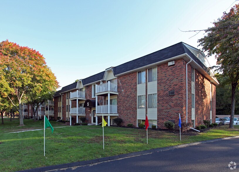 Sunnydale Estates Apartments 5834 N Yermo Dr Toledo OH 43613