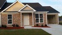 Building Photo - 207 Bobwhite Dr