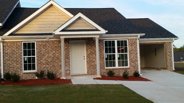 Primary Photo - 207 Bobwhite Dr