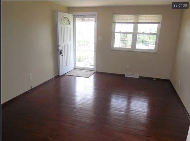 Building Photo - 3 Bedroom/1.5 Bath Home for RENT in 15235