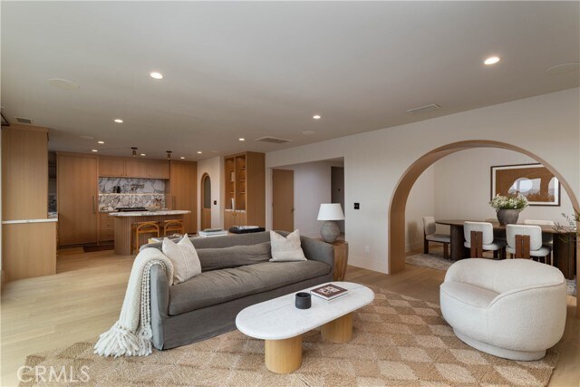 Building Photo - 2703 Via Montecito