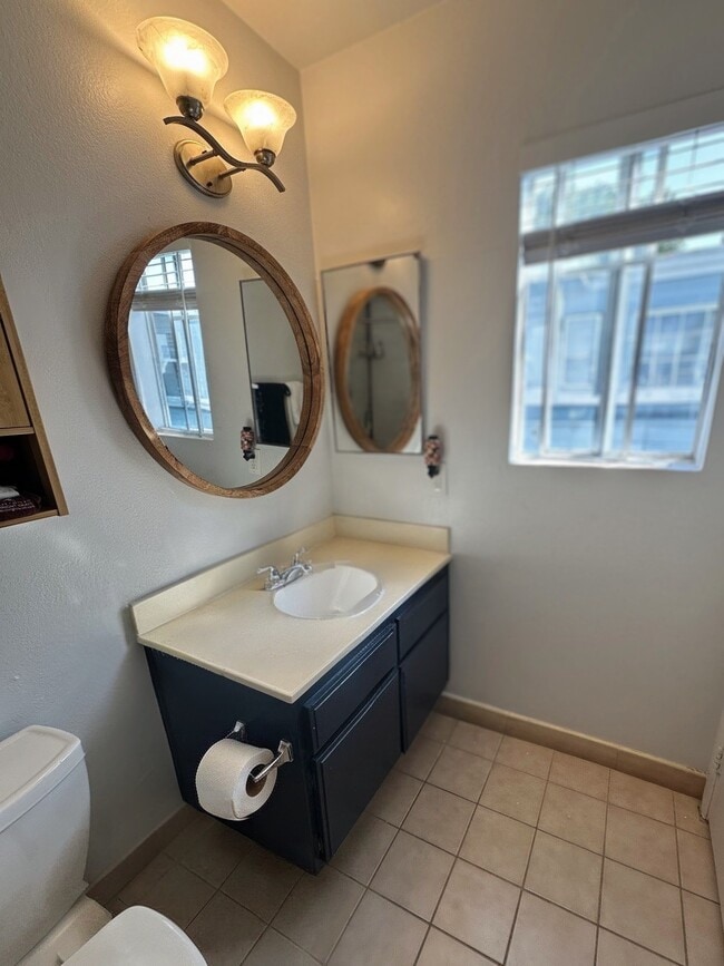 Bathroom - 20930 Parthenia St