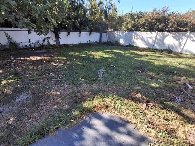 Building Photo - 11528 107th Ave N