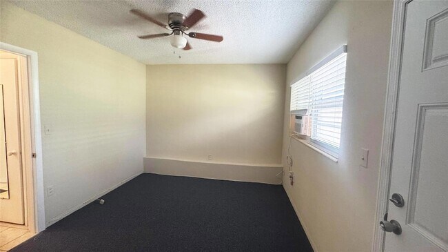 Building Photo - 2001 S Ocean Dr