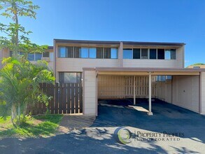 Building Photo - 4 Bedroom 2.5 bathroom Townhome in Kaholo ...