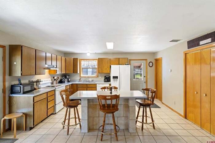 Building Photo - 40 Peregrine Pl