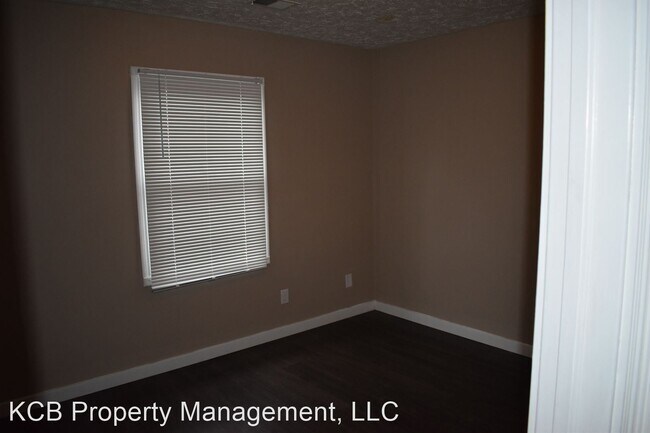 Building Photo - 1800-1819 Kraig Dr